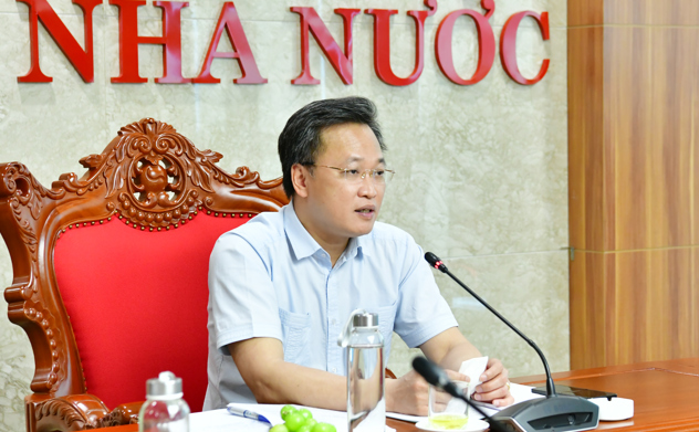 Tổng Kiểm toán nhà nước Nguyễn Hữu Nghĩa làm việc với Vụ Pháp chế